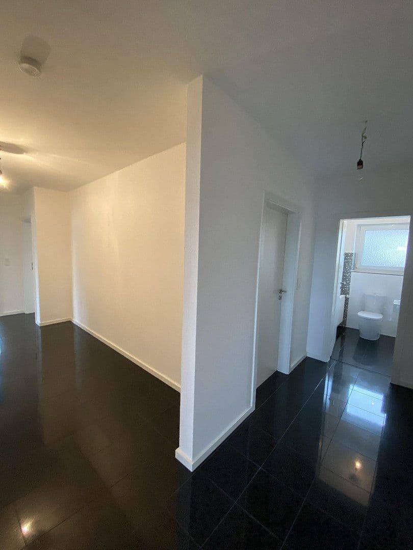Pronájem bytu 3+1 105 m², Neusitz, Bavorsko Pronájem bytu 3+1 105 m², Neusitz, Bavorsko