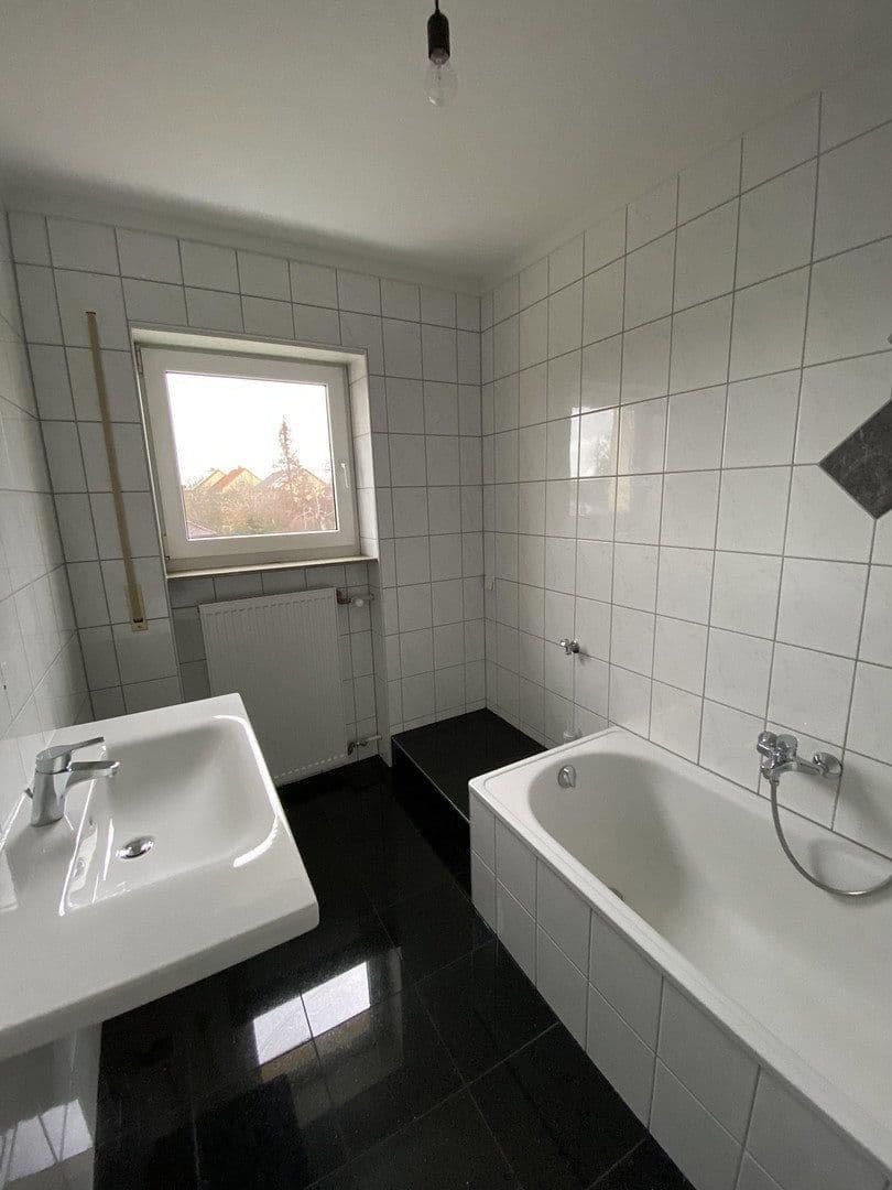 Pronájem bytu 3+1 105 m², Neusitz, Bavorsko Pronájem bytu 3+1 105 m², Neusitz, Bavorsko