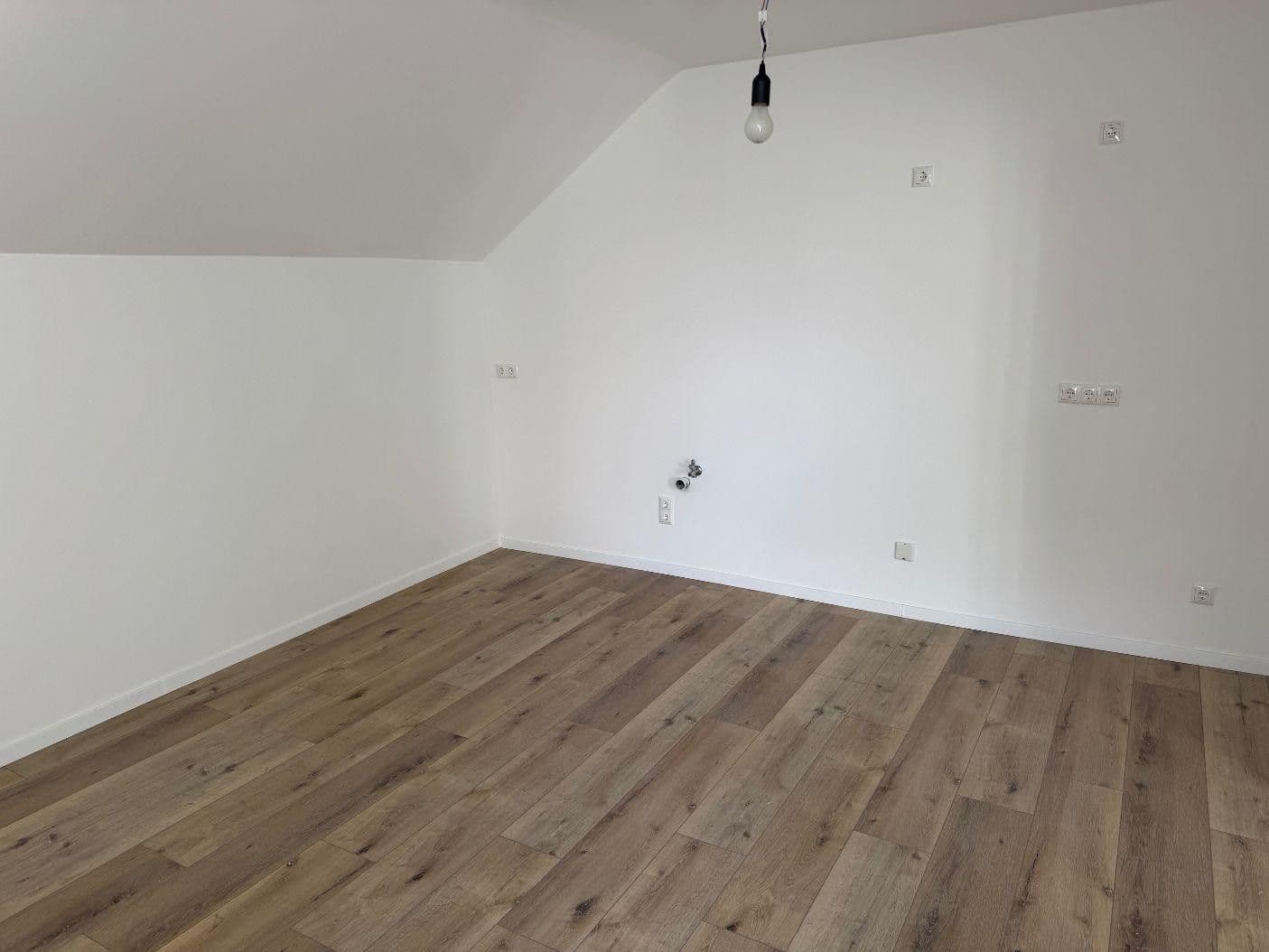 Pronájem bytu 2+1 55 m², Weidkamp 82, Essen, Severní Porýní-Vestfálsko Pronájem bytu 2+1 55 m², Weidkamp 82, Essen, Severní Porýní-Vestfálsko