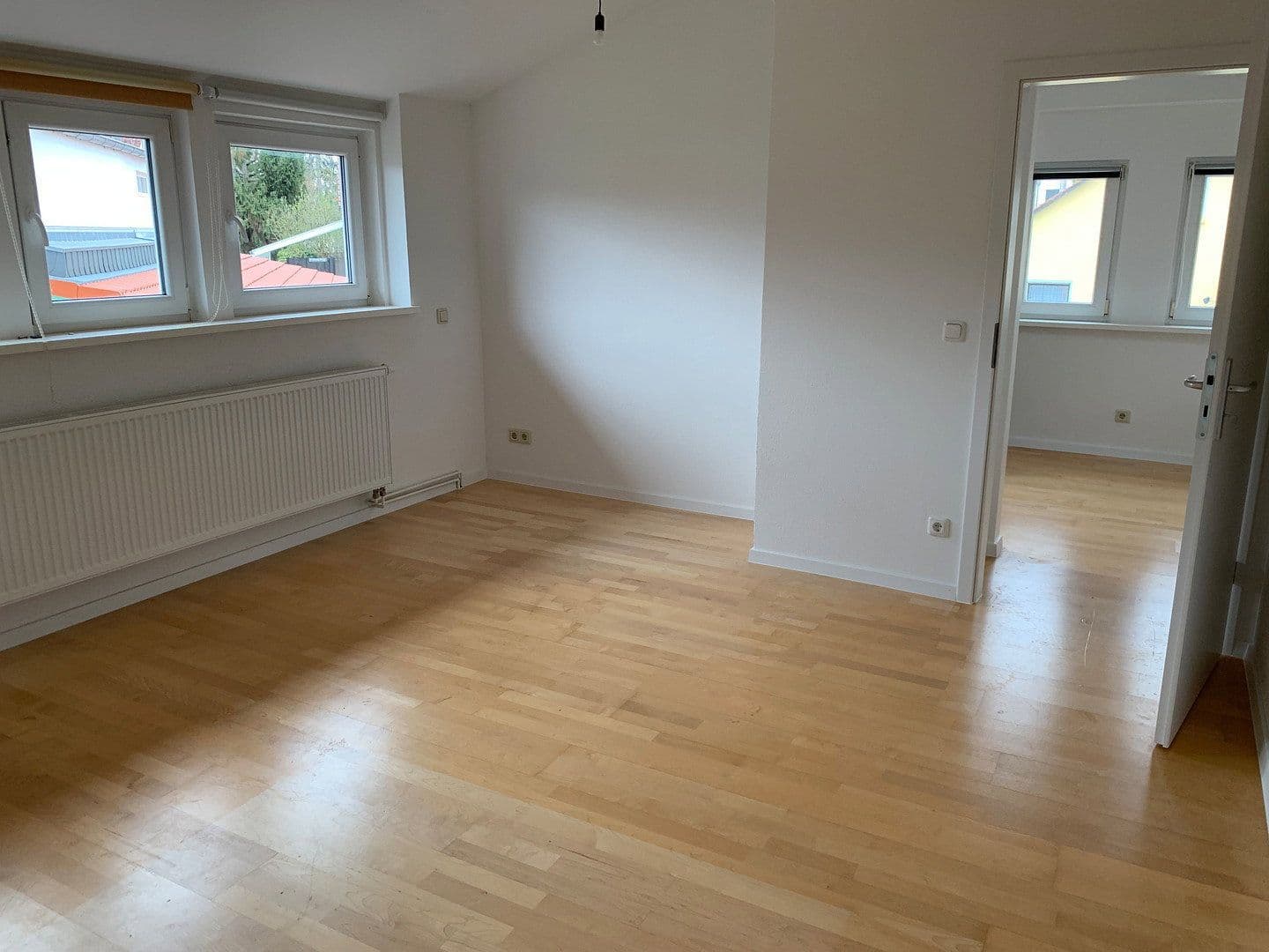Pronájem domu 95 m², pozemek 150 m², Eschborn, Hessen Pronájem domu 95 m², pozemek 150 m², Eschborn, Hessen