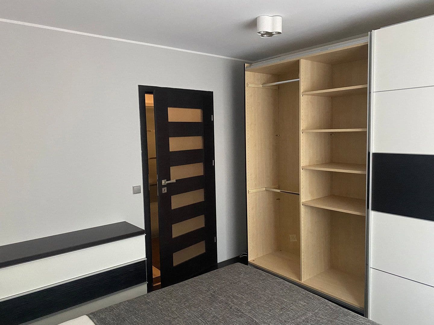 Pronájem bytu 3+1 80 m², Aßmannshauser Str. 3, Berlin, Berlín Pronájem bytu 3+1 80 m², Aßmannshauser Str. 3, Berlin, Berlín