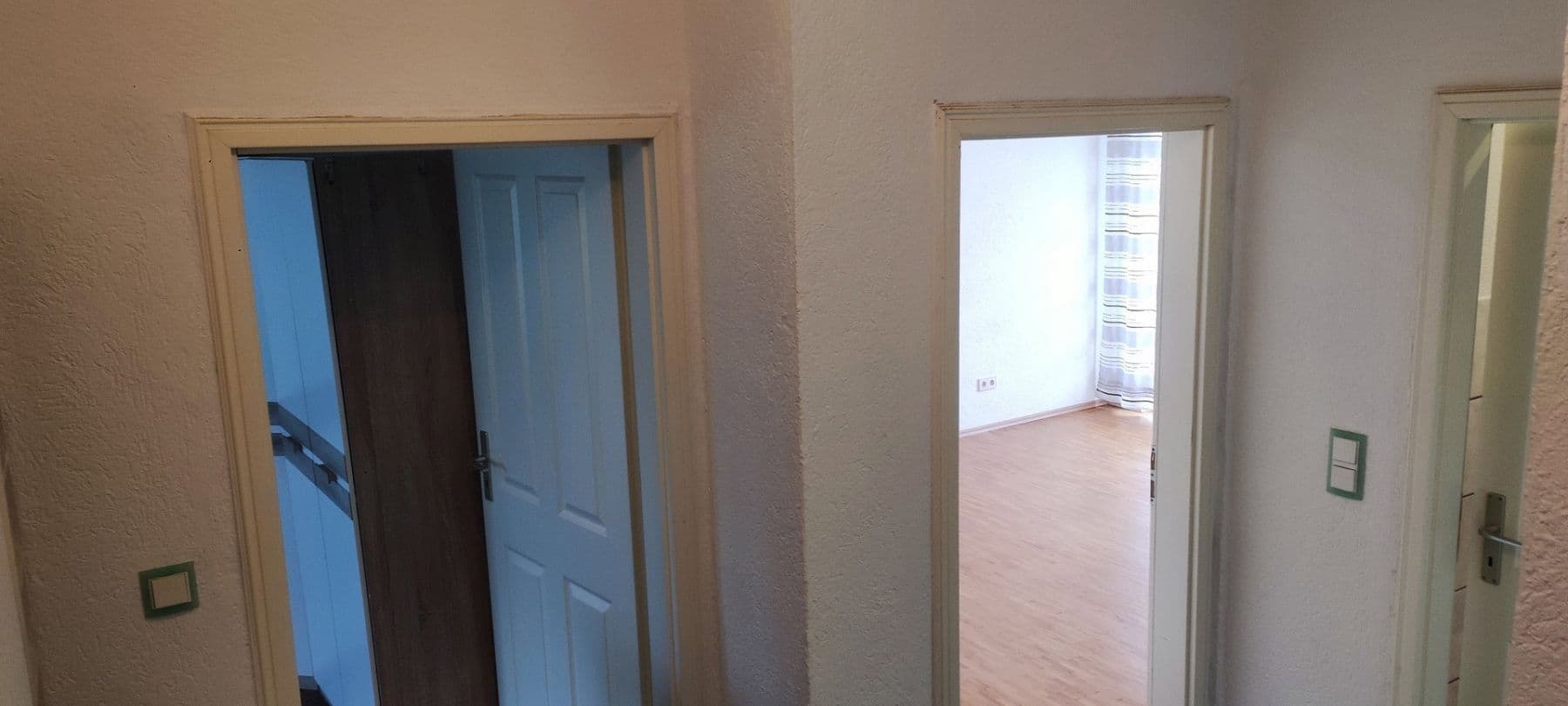 Pronájem bytu 3+1 64 m², Feldstr.1, Karlsruhe, Bádensko-Württembersko Pronájem bytu 3+1 64 m², Feldstr.1, Karlsruhe, Bádensko-Württembersko