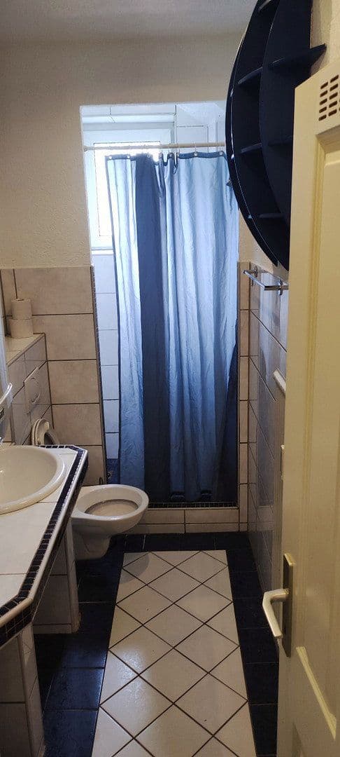 Pronájem bytu 3+1 64 m², Feldstr.1, Karlsruhe, Bádensko-Württembersko Pronájem bytu 3+1 64 m², Feldstr.1, Karlsruhe, Bádensko-Württembersko