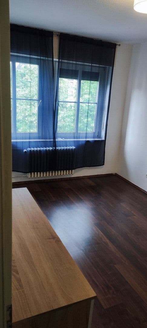 Pronájem bytu 3+1 64 m², Feldstr.1, Karlsruhe, Bádensko-Württembersko Pronájem bytu 3+1 64 m², Feldstr.1, Karlsruhe, Bádensko-Württembersko