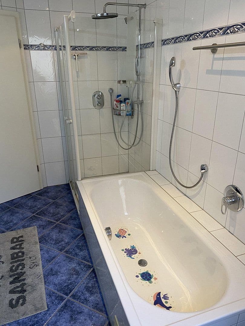 Pronájem bytu 2+1 100 m², Dortmund, Severní Porýní-Vestfálsko Pronájem bytu 2+1 100 m², Dortmund, Severní Porýní-Vestfálsko