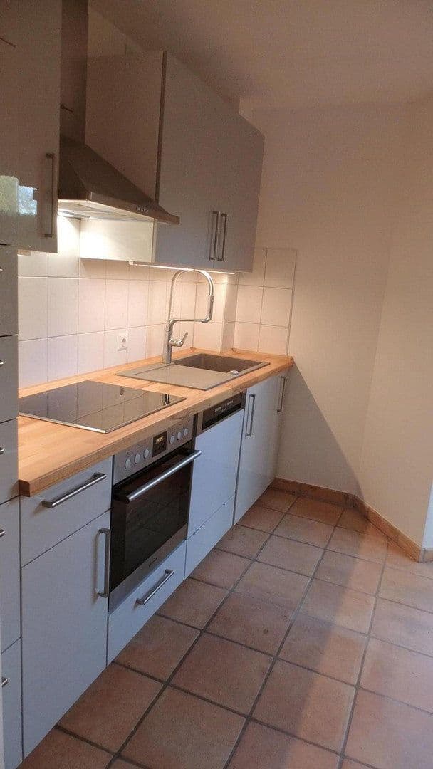 Pronájem bytu 3+1 121 m², Hochrad 33a, Hamburg, Hamburg Pronájem bytu 3+1 121 m², Hochrad 33a, Hamburg, Hamburg