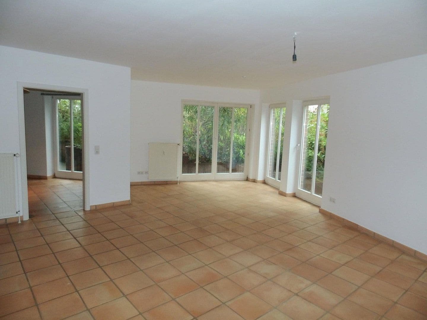 Pronájem bytu 3+1 121 m², Hochrad 33a, Hamburg, Hamburg Pronájem bytu 3+1 121 m², Hochrad 33a, Hamburg, Hamburg