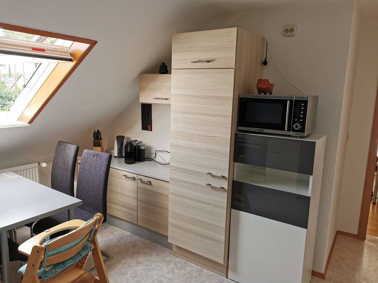 Pronájem bytu 3+1 68 m², Egerstraße 28, Erlangen, Bavorsko Pronájem bytu 3+1 68 m², Egerstraße 28, Erlangen, Bavorsko