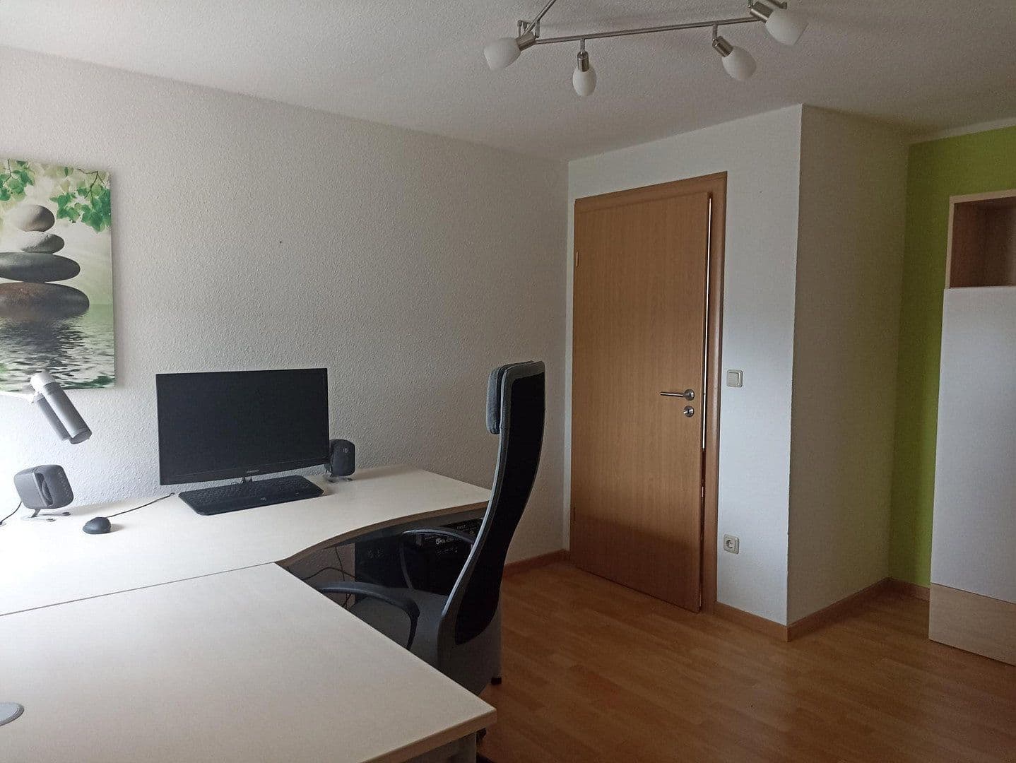 Pronájem bytu 3+1 68 m², Egerstraße 28, Erlangen, Bavorsko Pronájem bytu 3+1 68 m², Egerstraße 28, Erlangen, Bavorsko