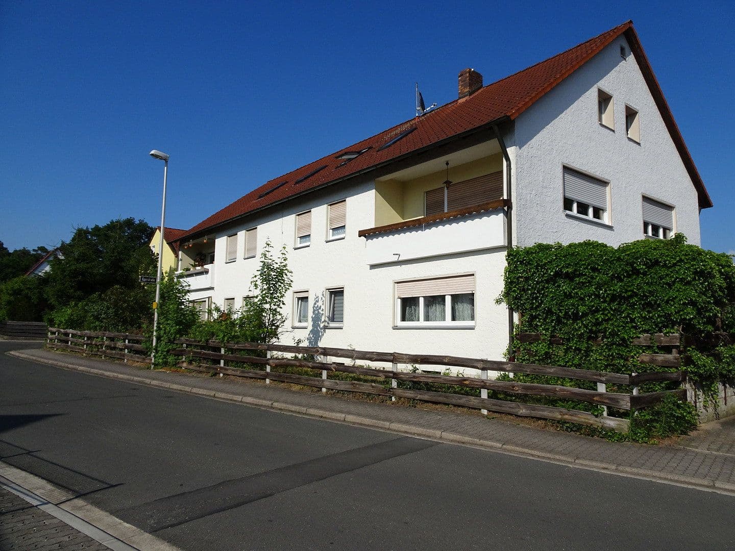 Pronájem bytu 3+1 68 m², Egerstraße 28, Erlangen, Bavorsko Pronájem bytu 3+1 68 m², Egerstraße 28, Erlangen, Bavorsko