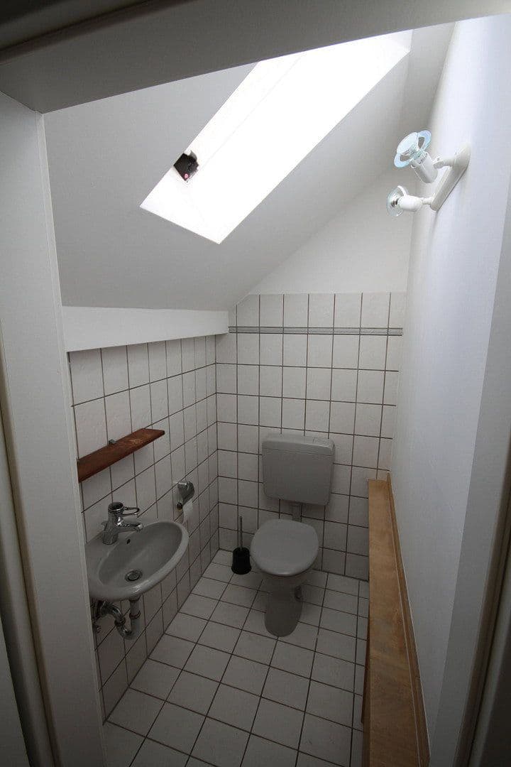 Pronájem bytu 2+1 90 m², Neu-Isenburg, Hessen Pronájem bytu 2+1 90 m², Neu-Isenburg, Hessen