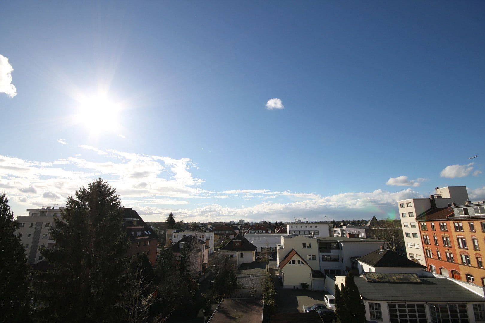 Pronájem bytu 2+1 90 m², Neu-Isenburg, Hessen Pronájem bytu 2+1 90 m², Neu-Isenburg, Hessen