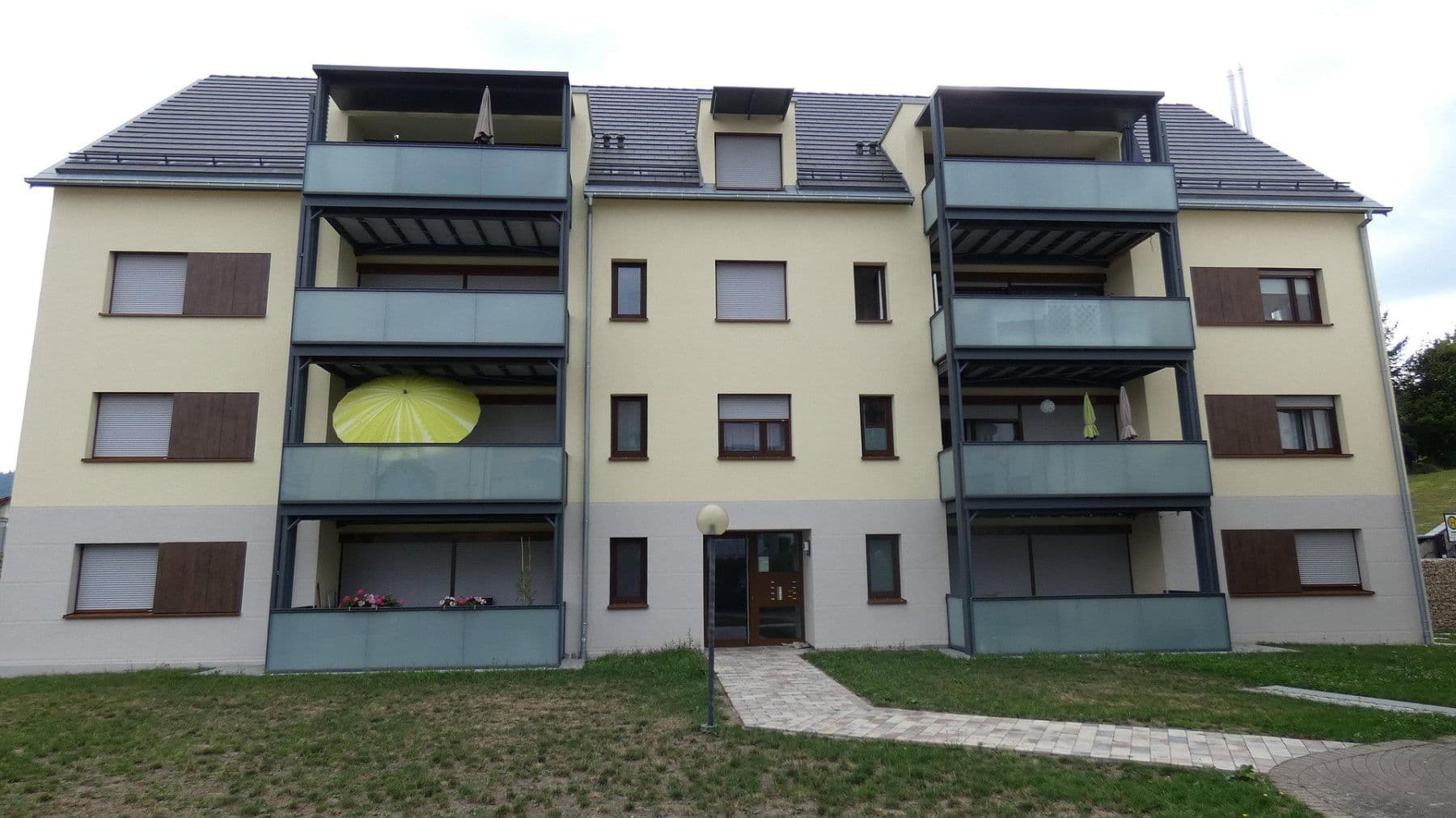 Pronájem bytu 3+1 99 m², Moltkestr. 23, Lahr/Schwarzwald, Bádensko-Württembersko Pronájem bytu 3+1 99 m², Moltkestr. 23, Lahr/Schwarzwald, Bádensko-Württembersko