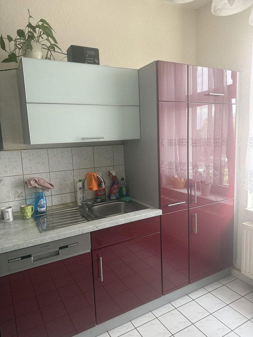 Pronájem bytu 3+1 74 m², Lübecker Str. 83, Magdeburg, Sasko-Anhaltsko Pronájem bytu 3+1 74 m², Lübecker Str. 83, Magdeburg, Sasko-Anhaltsko
