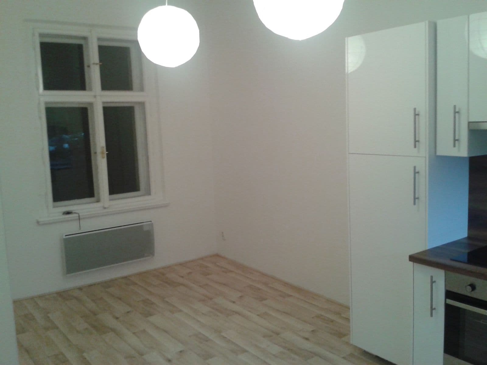 Pronájem bytu 2+kk 38 m², Korunní, Praha, Praha Pronájem bytu 2+kk 38 m², Korunní, Praha, Praha