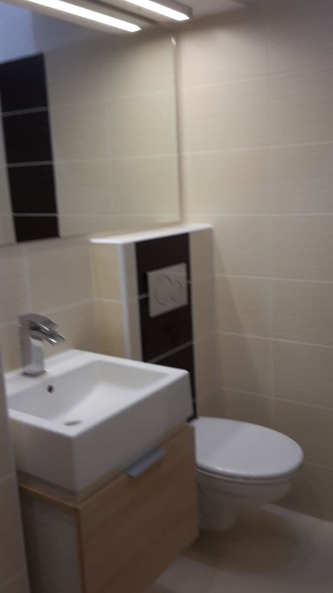 Pronájem bytu 2+kk 38 m², Korunní, Praha, Praha Pronájem bytu 2+kk 38 m², Korunní, Praha, Praha