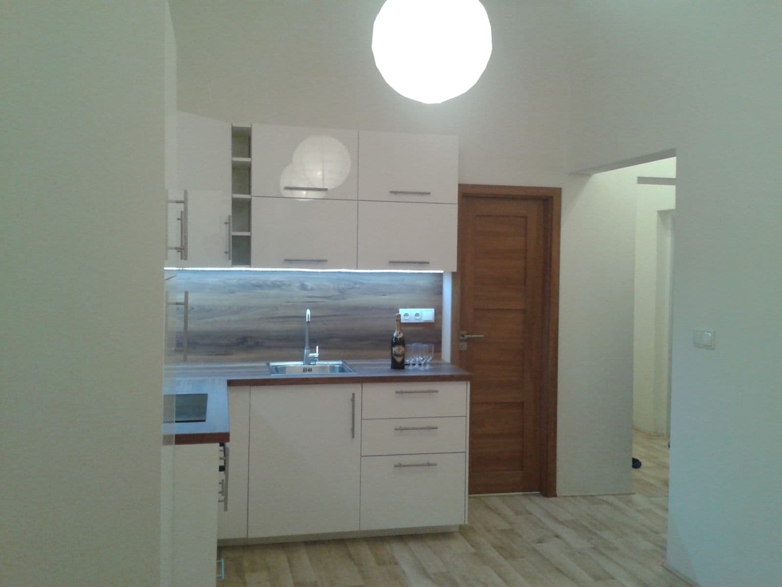 Pronájem bytu 2+kk 38 m², Korunní, Praha, Praha Pronájem bytu 2+kk 38 m², Korunní, Praha, Praha