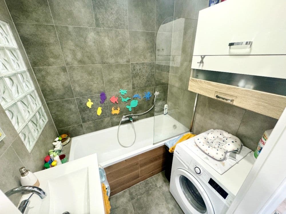 Prodej bytu 3+1 76 m², F. S. Tůmy, Orlová, Moravskoslezský kraj Prodej bytu 3+1 76 m², F. S. Tůmy, Orlová, Moravskoslezský kraj
