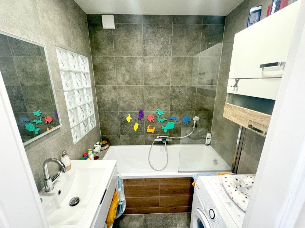 Prodej bytu 3+1 76 m², F. S. Tůmy, Orlová, Moravskoslezský kraj Prodej bytu 3+1 76 m², F. S. Tůmy, Orlová, Moravskoslezský kraj
