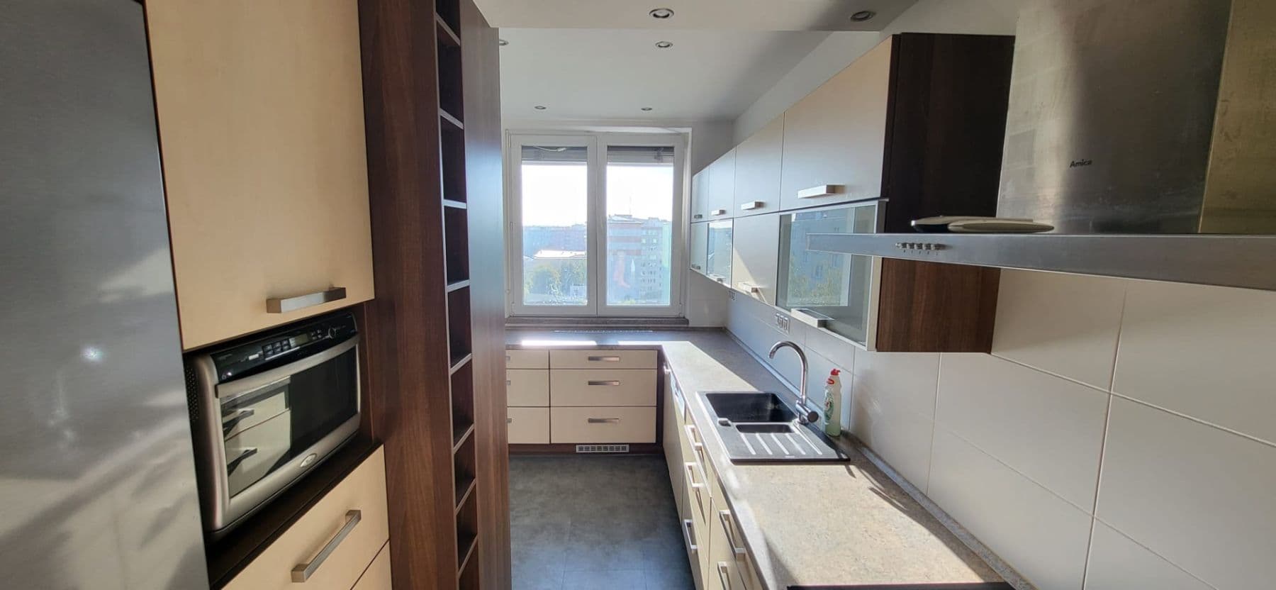 Pronájem bytu 4+1 87 m², Zikova, Olomouc, Olomoucký kraj Pronájem bytu 4+1 87 m², Zikova, Olomouc, Olomoucký kraj