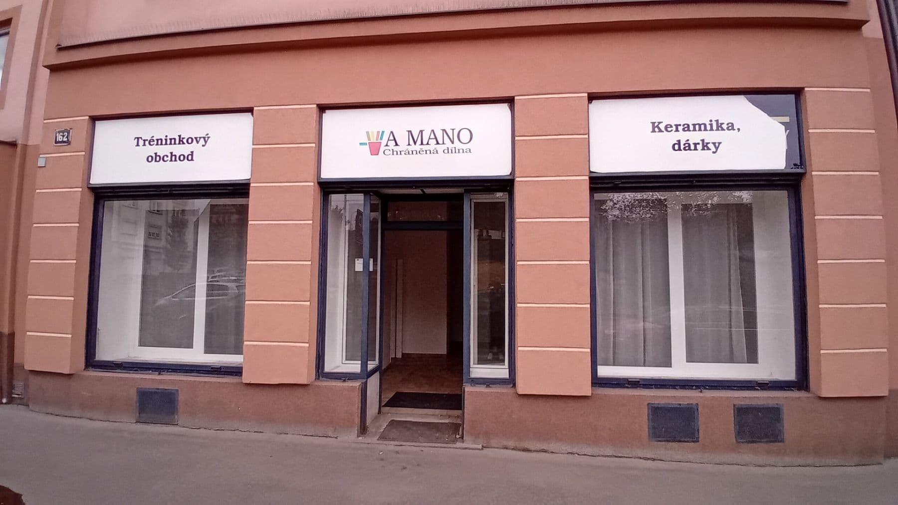 Pronájem nebytového prostoru 85 m², Hartigova, Praha, Praha Pronájem nebytového prostoru 85 m², Hartigova, Praha, Praha