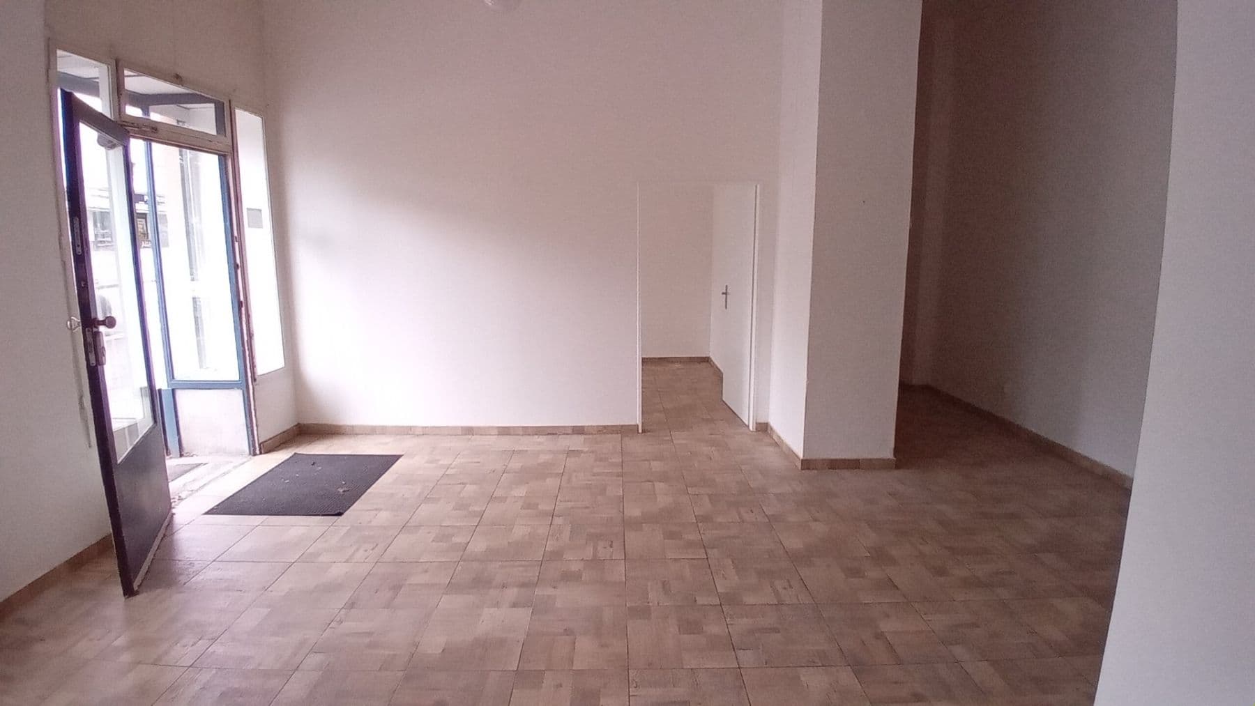 Pronájem nebytového prostoru 85 m², Hartigova, Praha, Praha Pronájem nebytového prostoru 85 m², Hartigova, Praha, Praha
