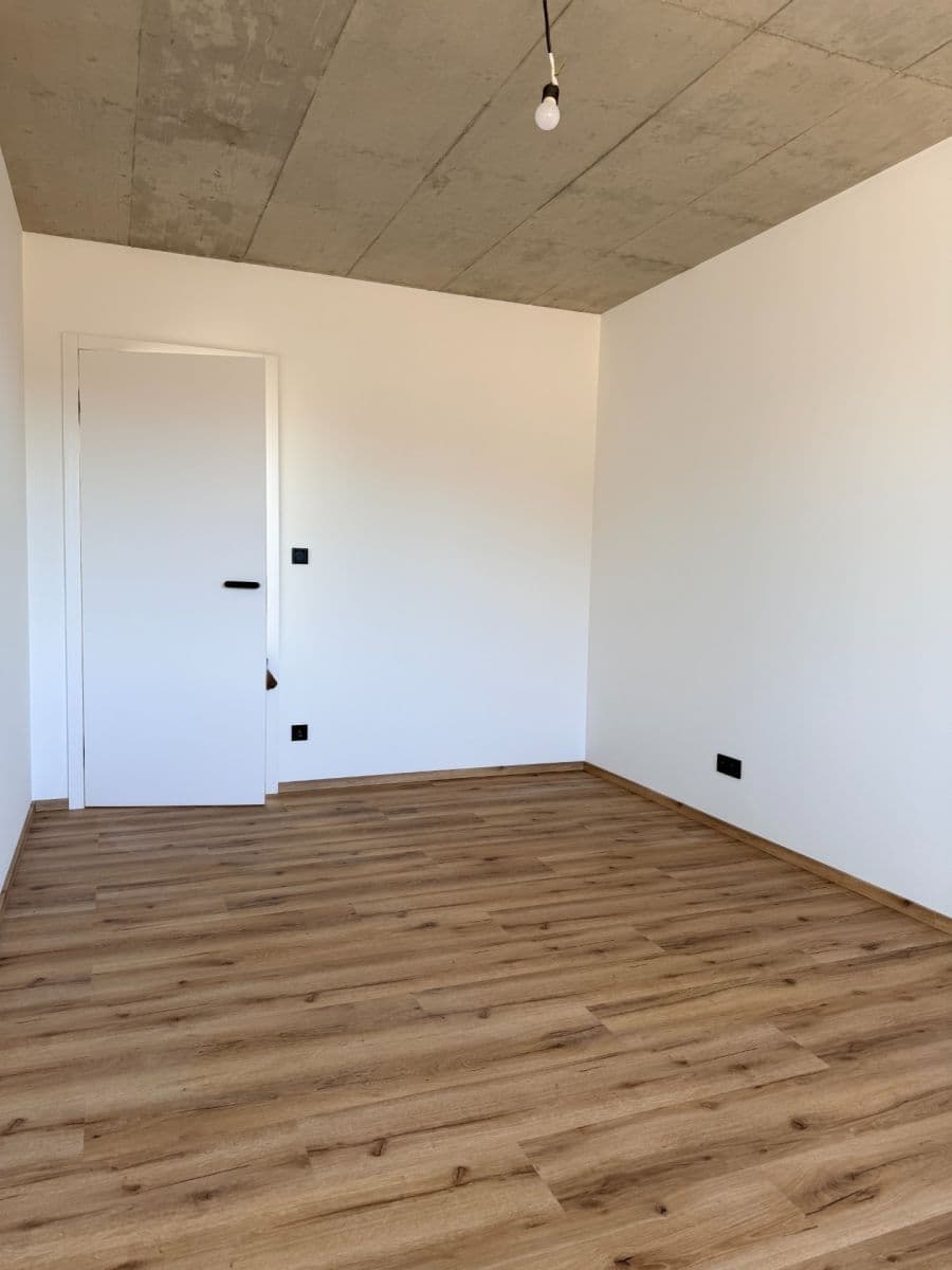 Prodej domu 190 m², pozemek 900 m², Skalky, Rebešovice, Jihomoravský kraj Prodej domu 190 m², pozemek 900 m², Skalky, Rebešovice, Jihomoravský kraj