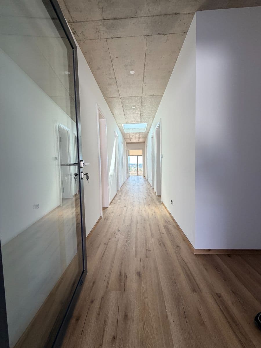 Prodej domu 190 m², pozemek 900 m², Skalky, Rebešovice, Jihomoravský kraj Prodej domu 190 m², pozemek 900 m², Skalky, Rebešovice, Jihomoravský kraj