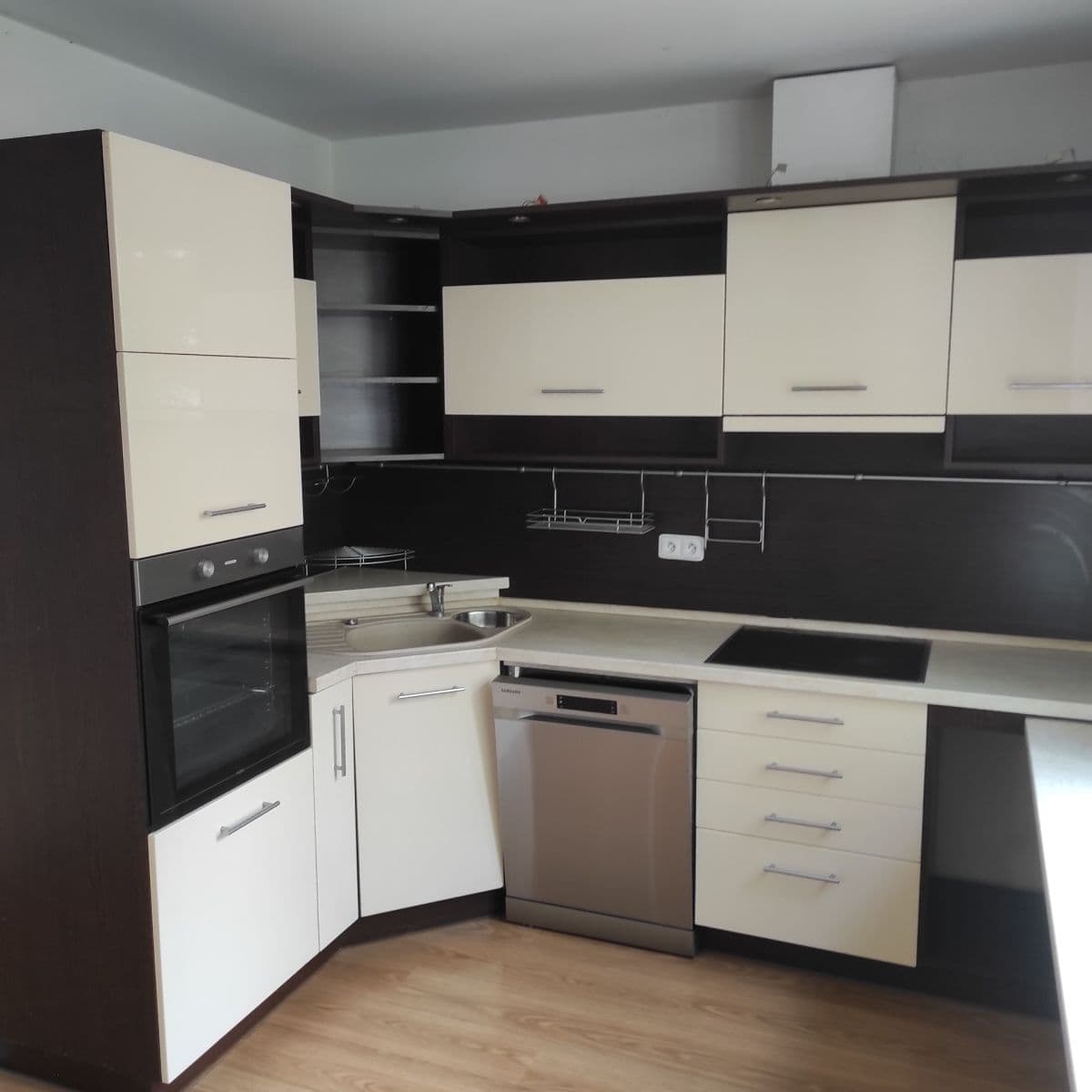 Prodej bytu 3+kk 77 m², Jungmannova, Pardubice, Pardubický kraj Prodej bytu 3+kk 77 m², Jungmannova, Pardubice, Pardubický kraj
