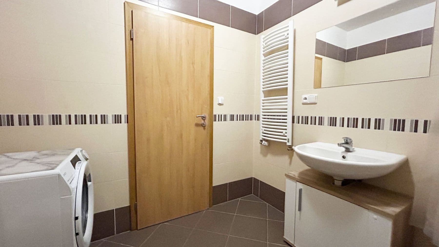 Pronájem bytu 2+kk 57 m², Pavla Beneše, Praha, Praha Pronájem bytu 2+kk 57 m², Pavla Beneše, Praha, Praha