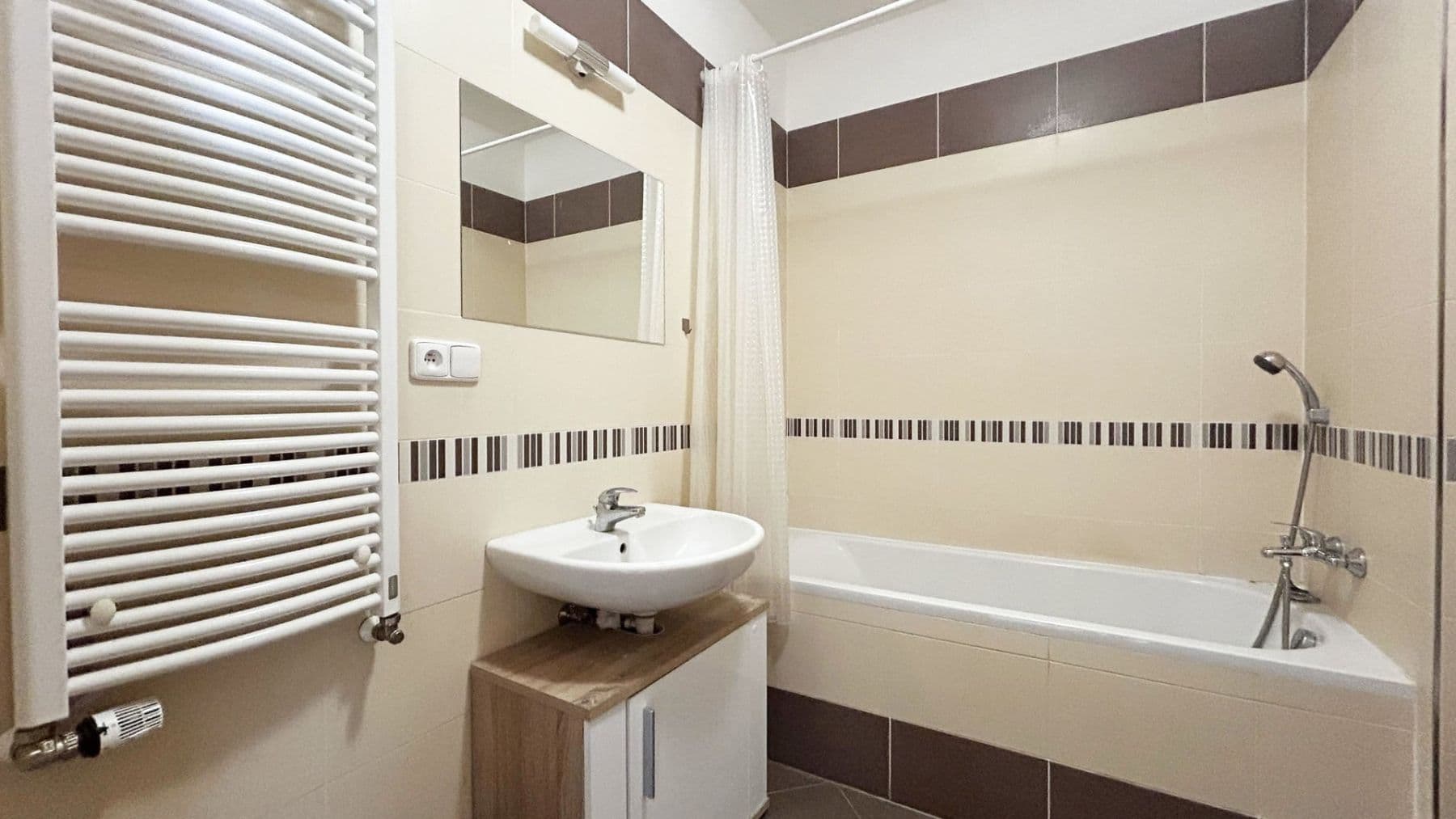 Pronájem bytu 2+kk 57 m², Pavla Beneše, Praha, Praha Pronájem bytu 2+kk 57 m², Pavla Beneše, Praha, Praha