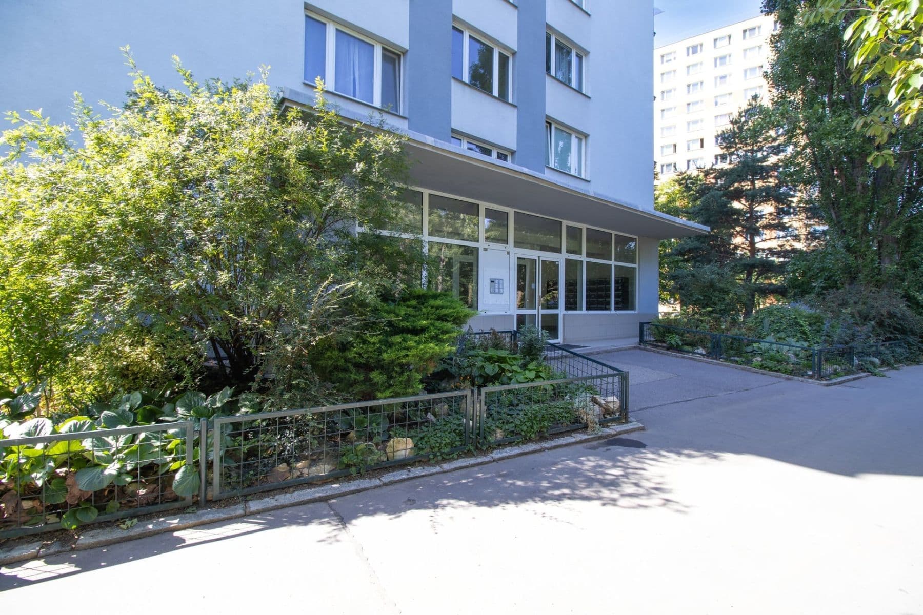 Pronájem bytu 1+kk 28 m², Nad lesním divadlem, Praha, Praha Pronájem bytu 1+kk 28 m², Nad lesním divadlem, Praha, Praha