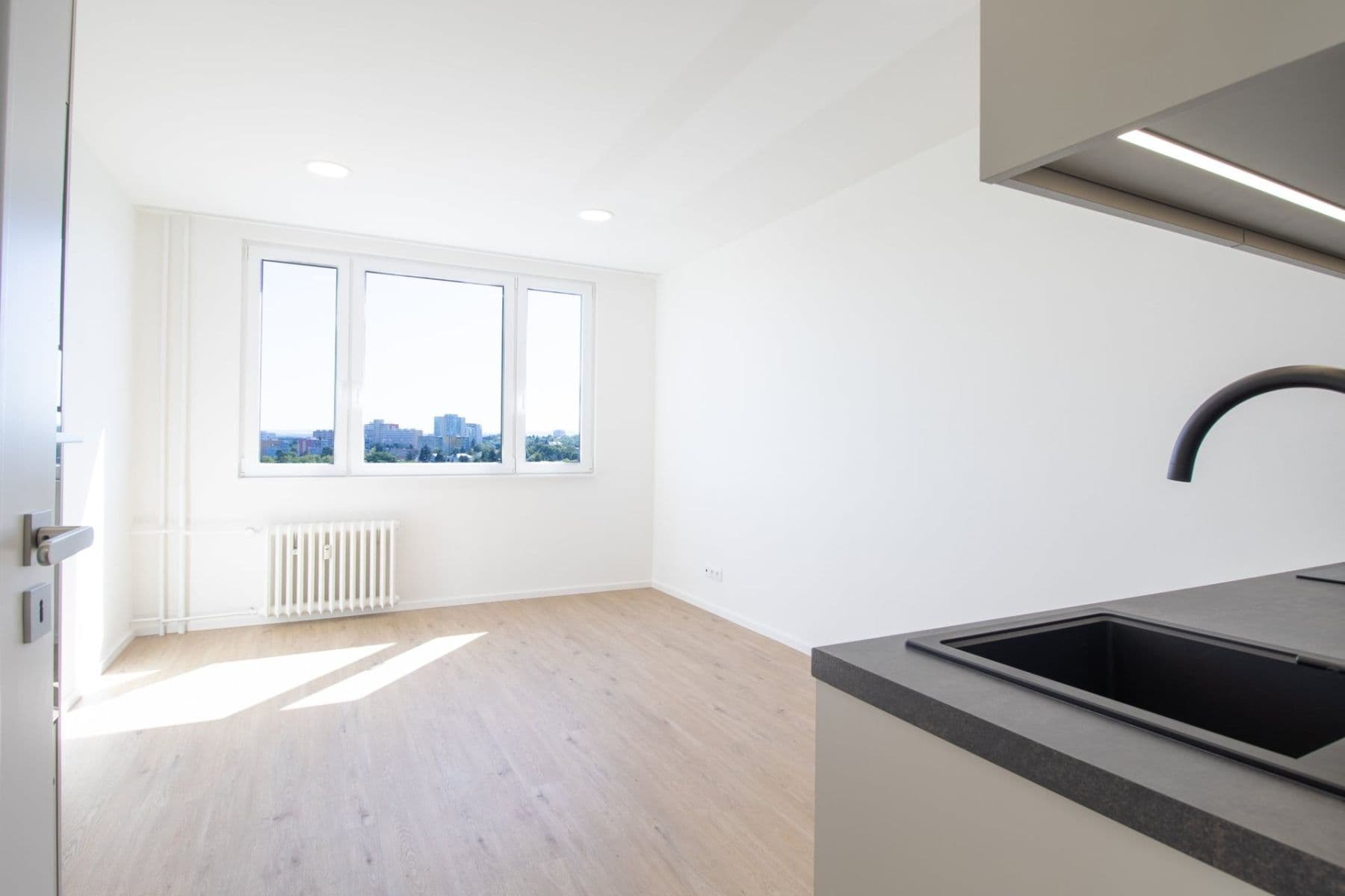 Pronájem bytu 1+kk 28 m², Nad lesním divadlem, Praha, Praha Pronájem bytu 1+kk 28 m², Nad lesním divadlem, Praha, Praha