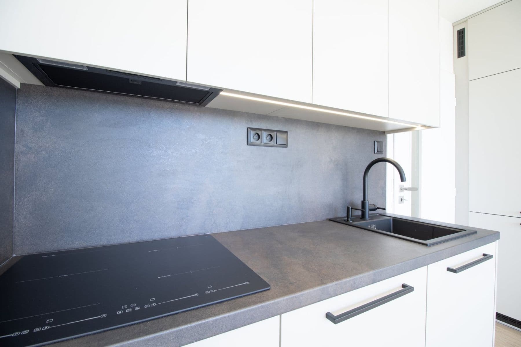 Pronájem bytu 1+kk 28 m², Nad lesním divadlem, Praha, Praha Pronájem bytu 1+kk 28 m², Nad lesním divadlem, Praha, Praha