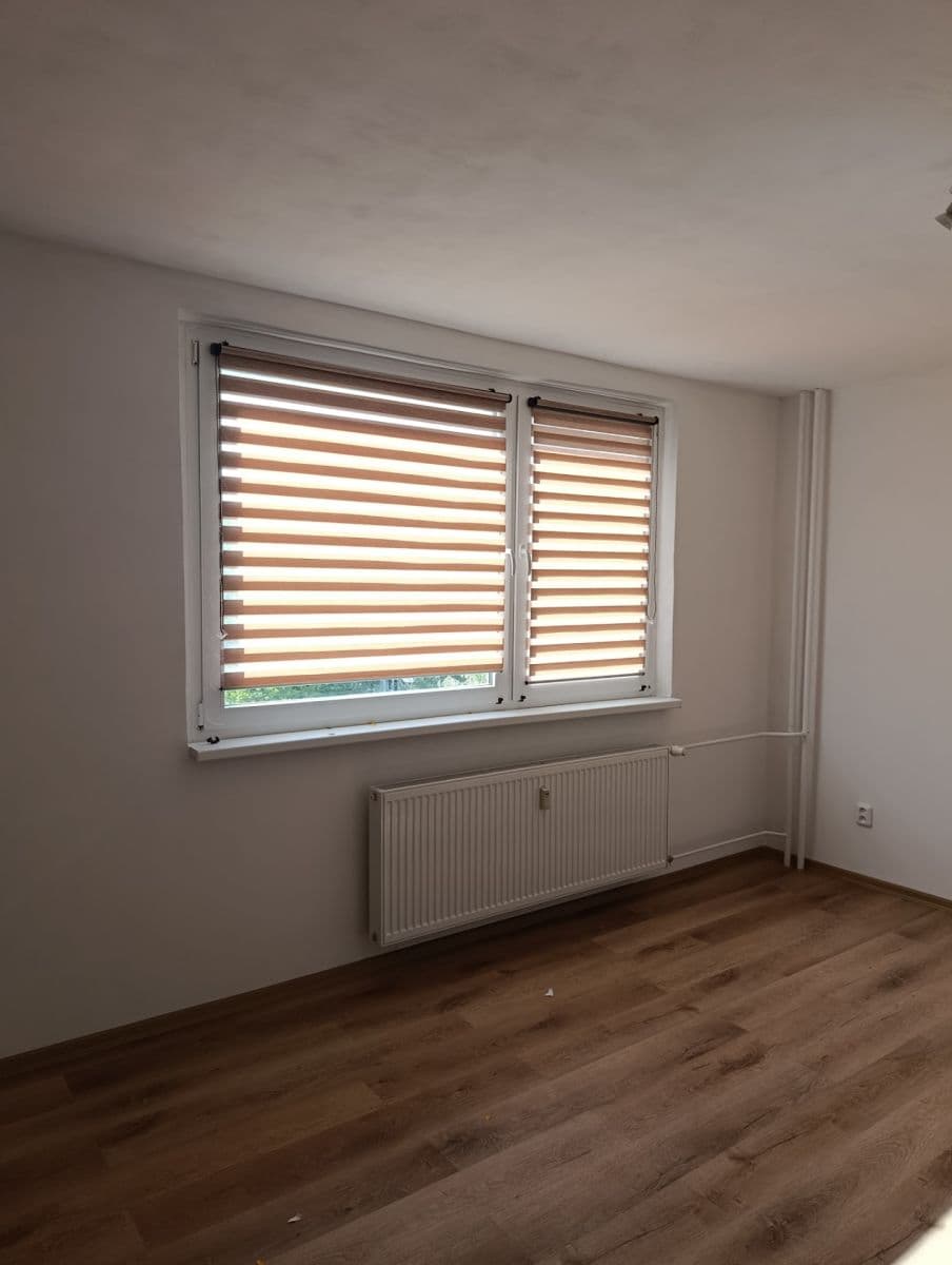 Pronájem bytu 1+1 40 m², Boženy Němcové, Jablonec nad Nisou, Liberecký kraj Pronájem bytu 1+1 40 m², Boženy Němcové, Jablonec nad Nisou, Liberecký kraj