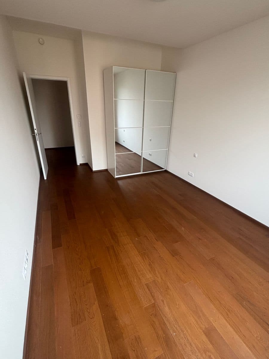 Prodej bytu 2+kk 65 m², Jankovcova, Praha, Praha Prodej bytu 2+kk 65 m², Jankovcova, Praha, Praha