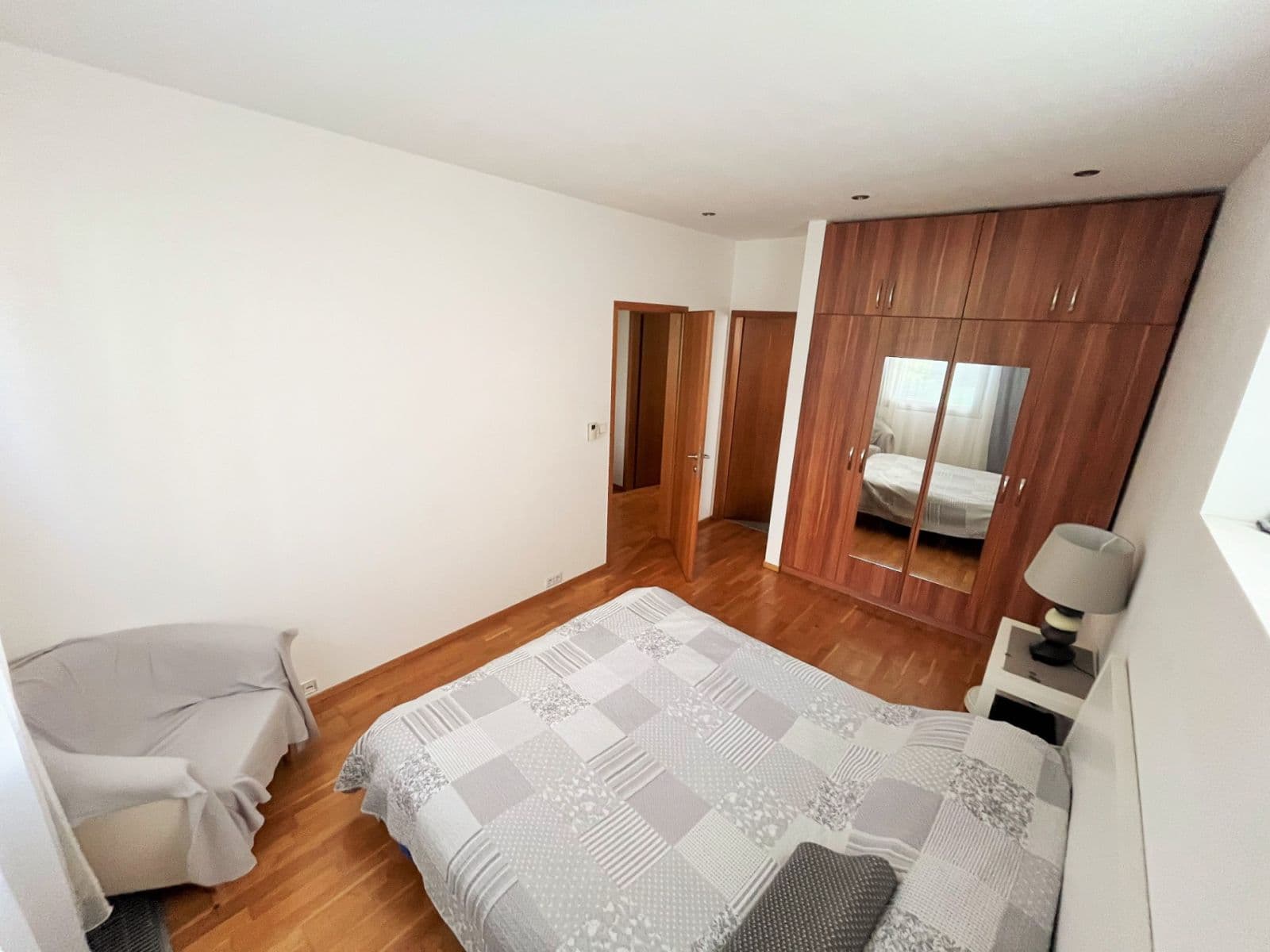 Pronájem bytu 2+kk 51 m², Korunní, Praha, Praha Pronájem bytu 2+kk 51 m², Korunní, Praha, Praha