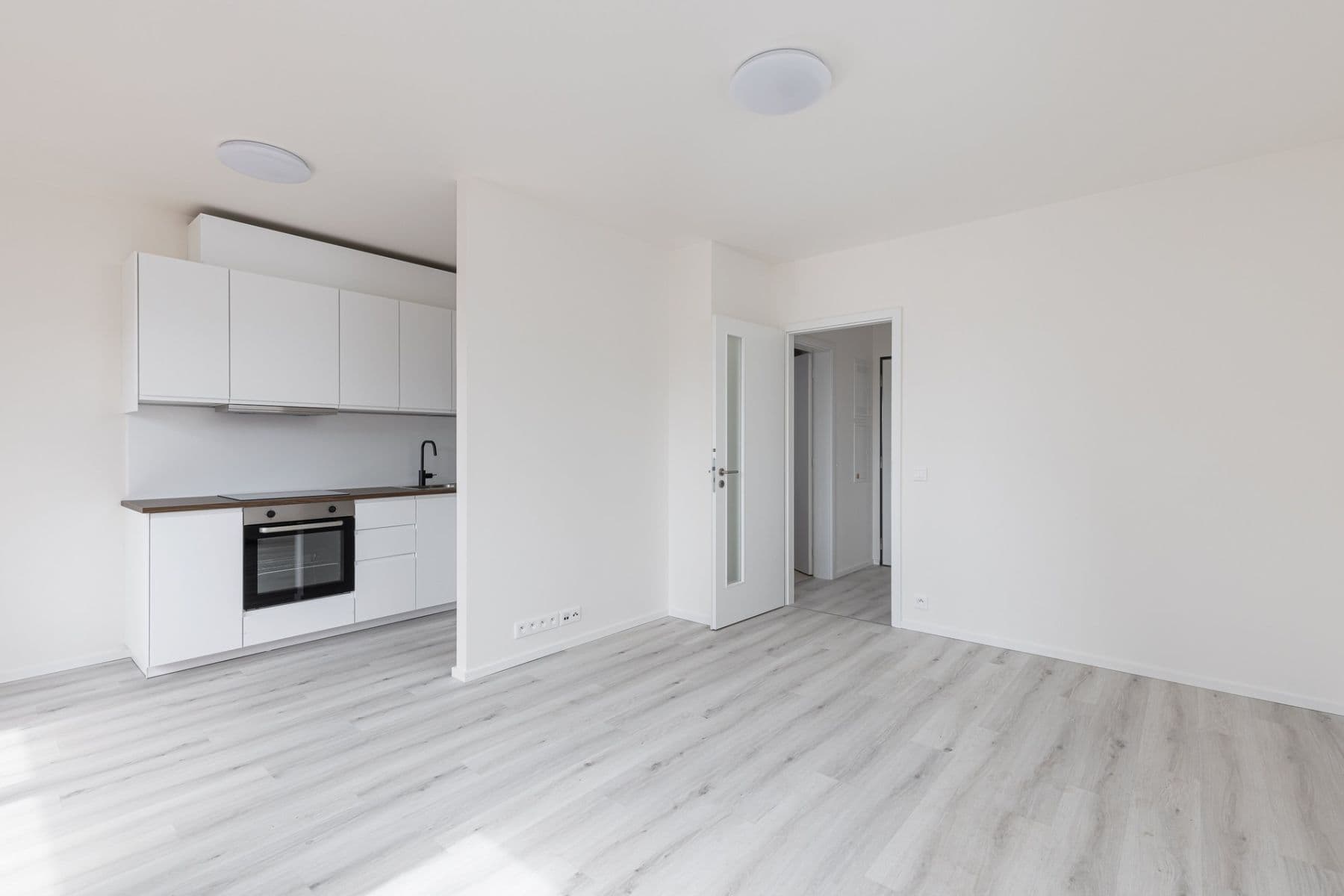 Pronájem bytu 1+kk 36 m², Waltariho, Praha, Praha Pronájem bytu 1+kk 36 m², Waltariho, Praha, Praha