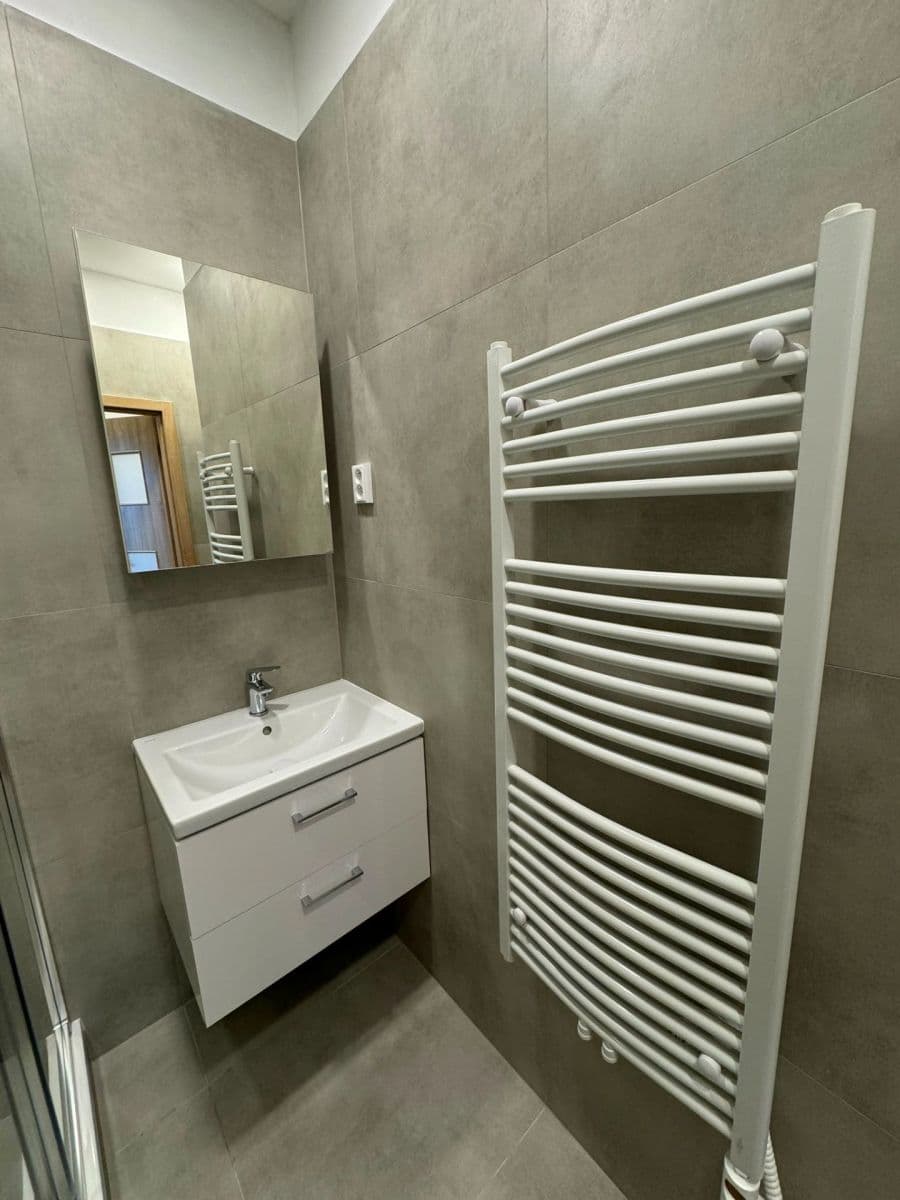 Pronájem bytu 1+kk 34 m², Nad Primaskou, Praha, Praha Pronájem bytu 1+kk 34 m², Nad Primaskou, Praha, Praha