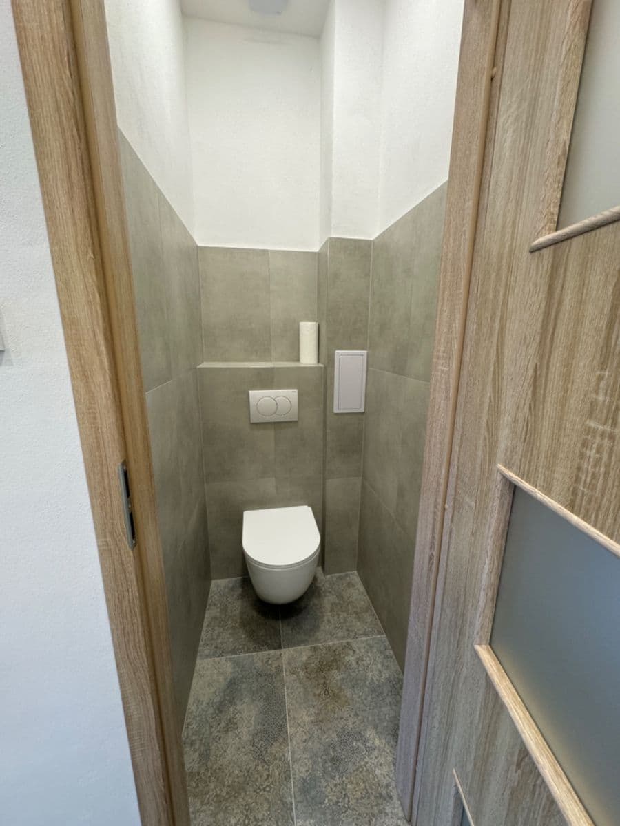 Pronájem bytu 1+kk 34 m², Nad Primaskou, Praha, Praha Pronájem bytu 1+kk 34 m², Nad Primaskou, Praha, Praha