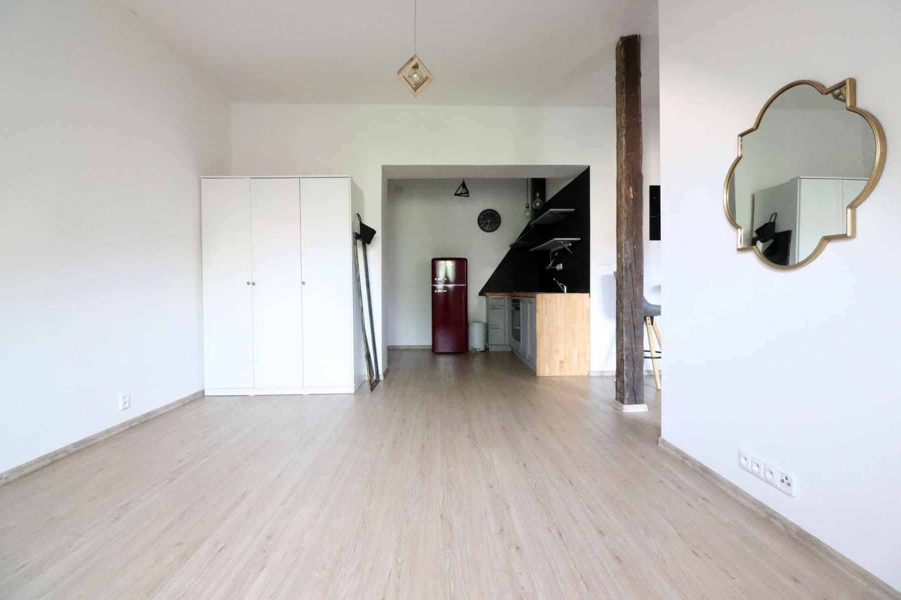 Pronájem bytu 2+kk 45 m², Horní, Praha, Praha Pronájem bytu 2+kk 45 m², Horní, Praha, Praha