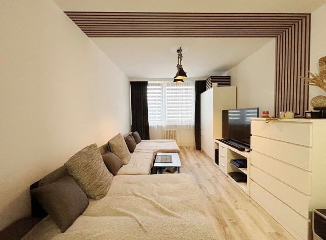 Prodej bytu 2+kk 39 m², Holandská, Kladno, Středočeský kraj Prodej bytu 2+kk 39 m², Holandská, Kladno, Středočeský kraj