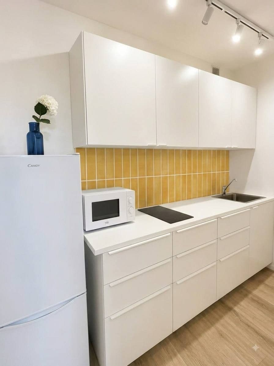 Pronájem bytu 2+kk 39 m², U Komína, Praha, Praha Pronájem bytu 2+kk 39 m², U Komína, Praha, Praha