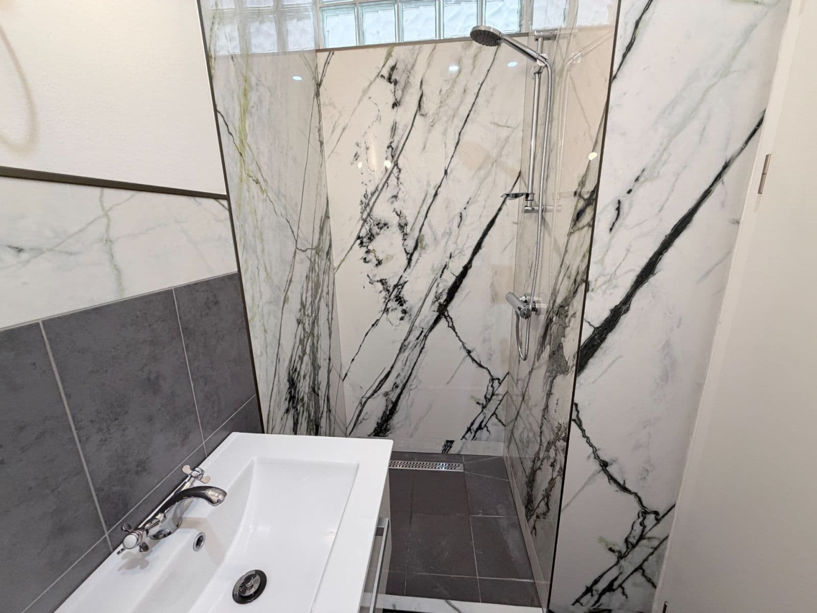 Pronájem bytu 1+kk 28 m², Tyršova, Škvorec, Středočeský kraj Pronájem bytu 1+kk 28 m², Tyršova, Škvorec, Středočeský kraj
