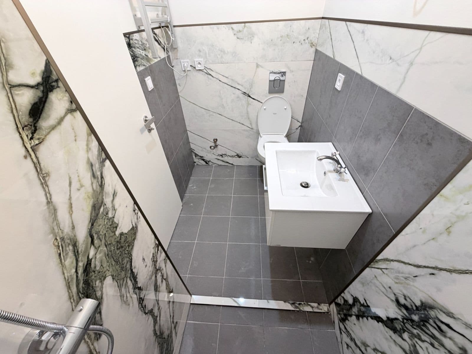 Pronájem bytu 1+kk 28 m², Tyršova, Škvorec, Středočeský kraj Pronájem bytu 1+kk 28 m², Tyršova, Škvorec, Středočeský kraj