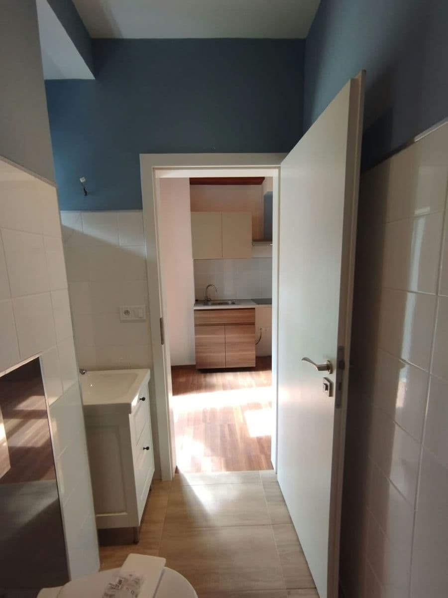 Pronájem bytu 1+kk 28 m², Tyršova, Škvorec, Středočeský kraj Pronájem bytu 1+kk 28 m², Tyršova, Škvorec, Středočeský kraj