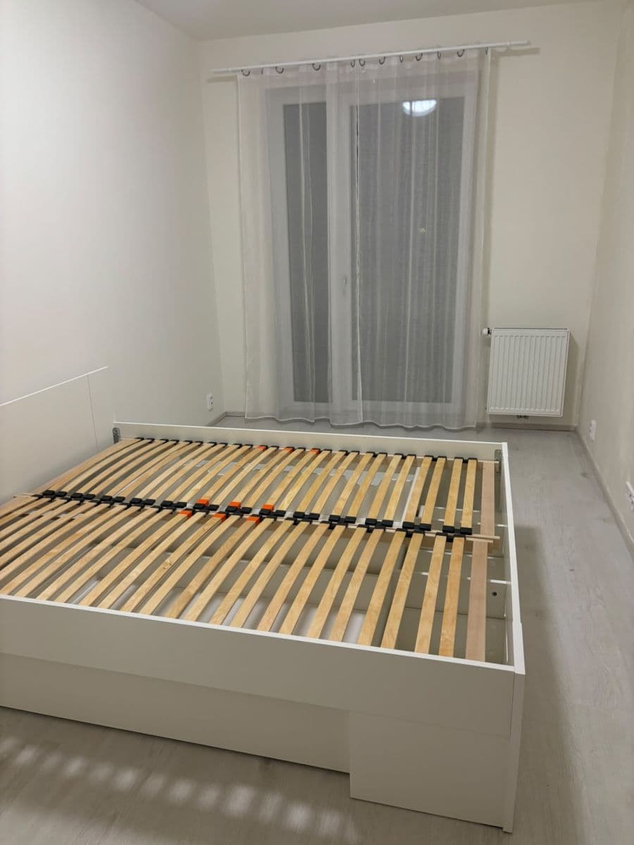 Pronájem bytu 2+kk 57 m², Generála Sedláčka, Brandýs nad Labem-Stará Boleslav, Středočeský kraj Pronájem bytu 2+kk 57 m², Generála Sedláčka, Brandýs nad Labem-Stará Boleslav, Středočeský kraj
