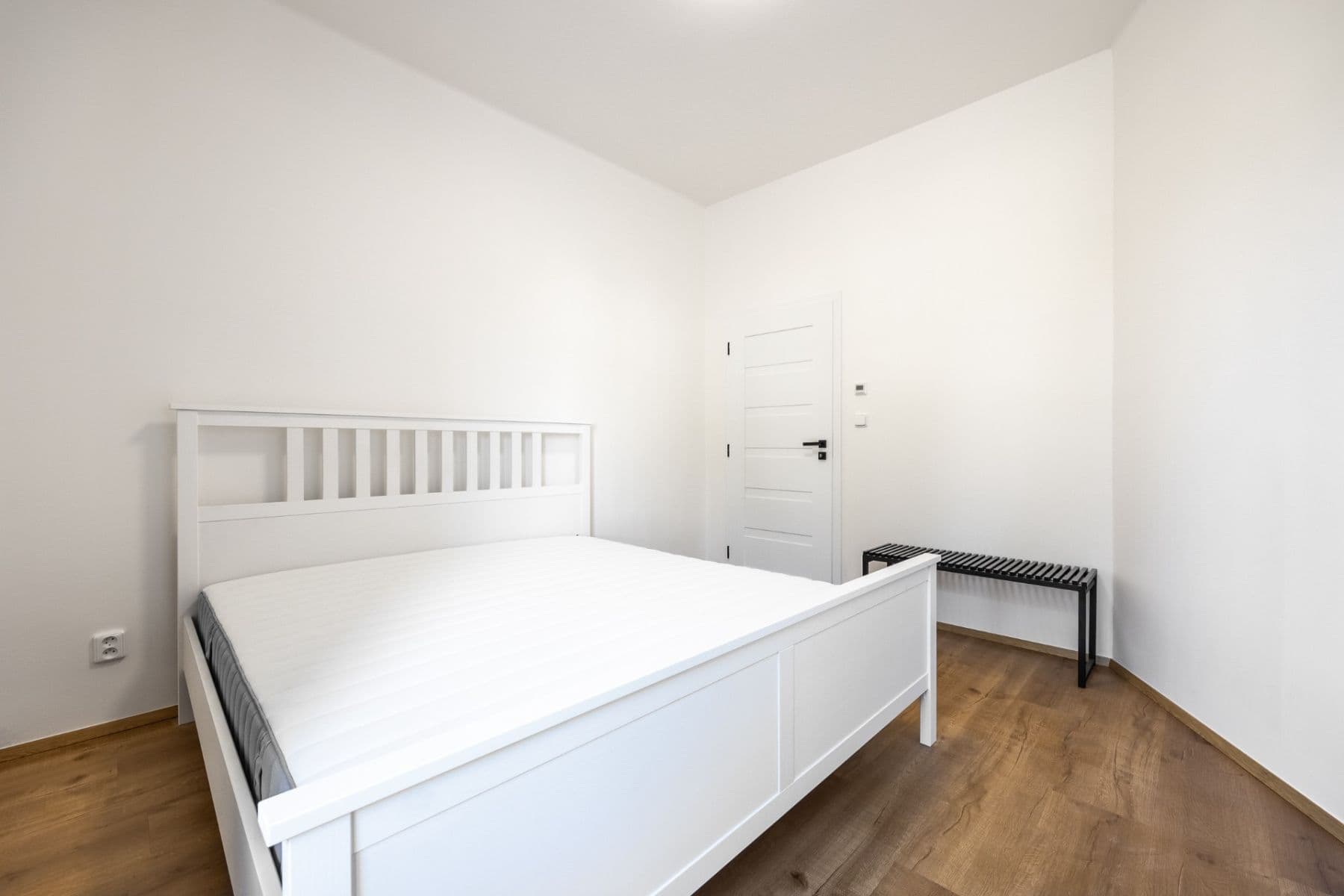 Prodej bytu 2+kk 40 m², Stehlíkova, Slaný, Středočeský kraj Prodej bytu 2+kk 40 m², Stehlíkova, Slaný, Středočeský kraj