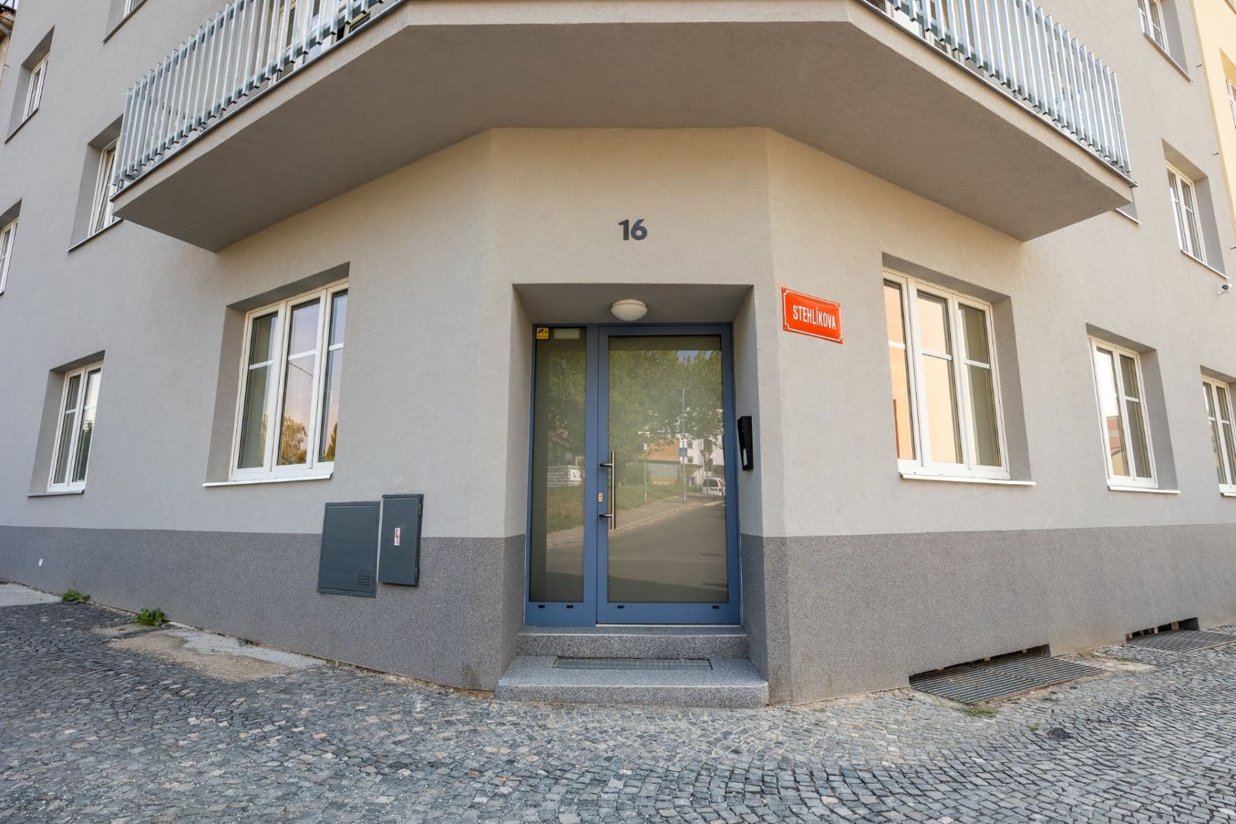 Prodej bytu 2+kk 40 m², Stehlíkova, Slaný, Středočeský kraj Prodej bytu 2+kk 40 m², Stehlíkova, Slaný, Středočeský kraj