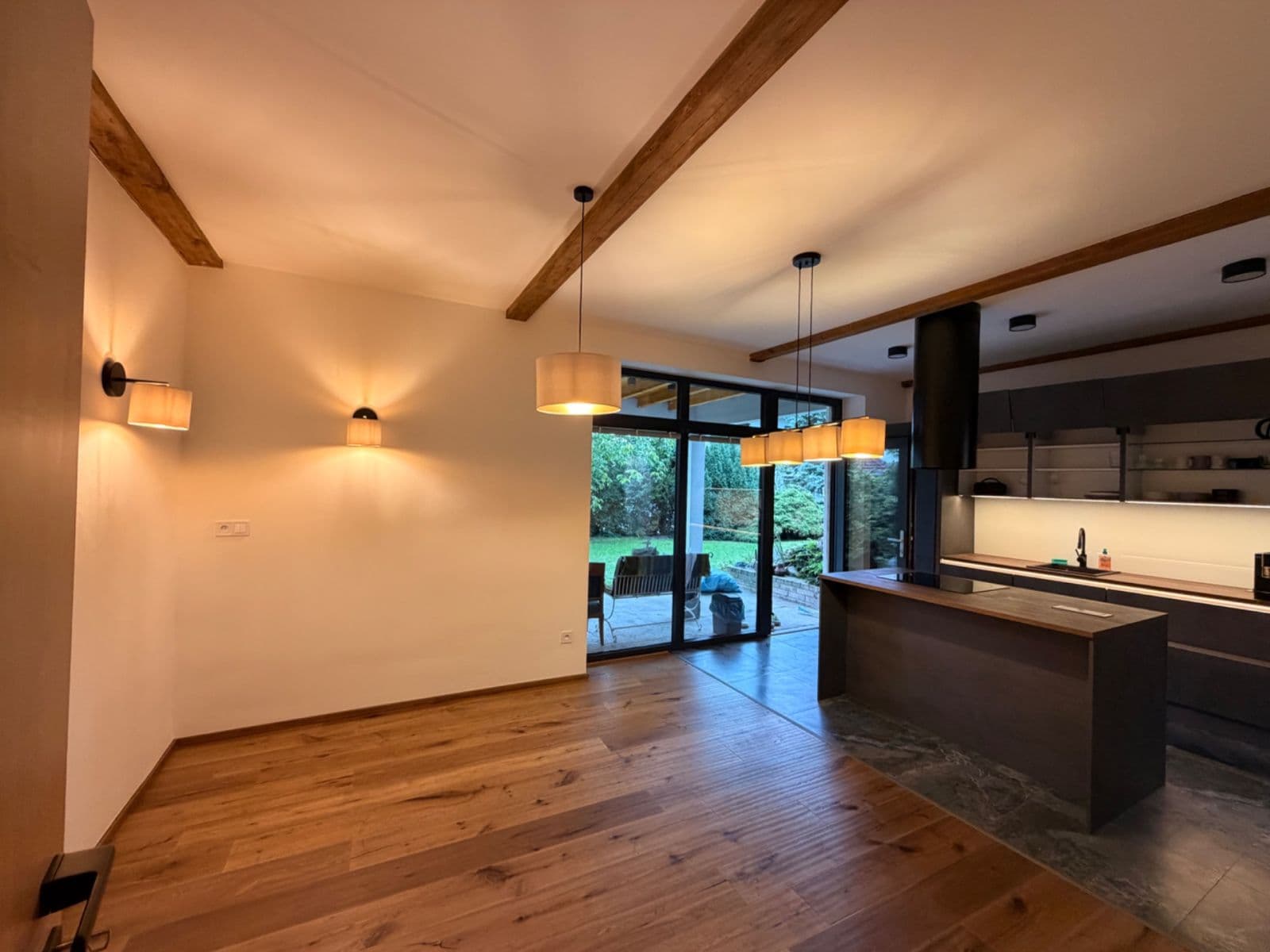 Pronájem bytu 2+kk 60 m², Pod Fialkou, Praha, Praha Pronájem bytu 2+kk 60 m², Pod Fialkou, Praha, Praha